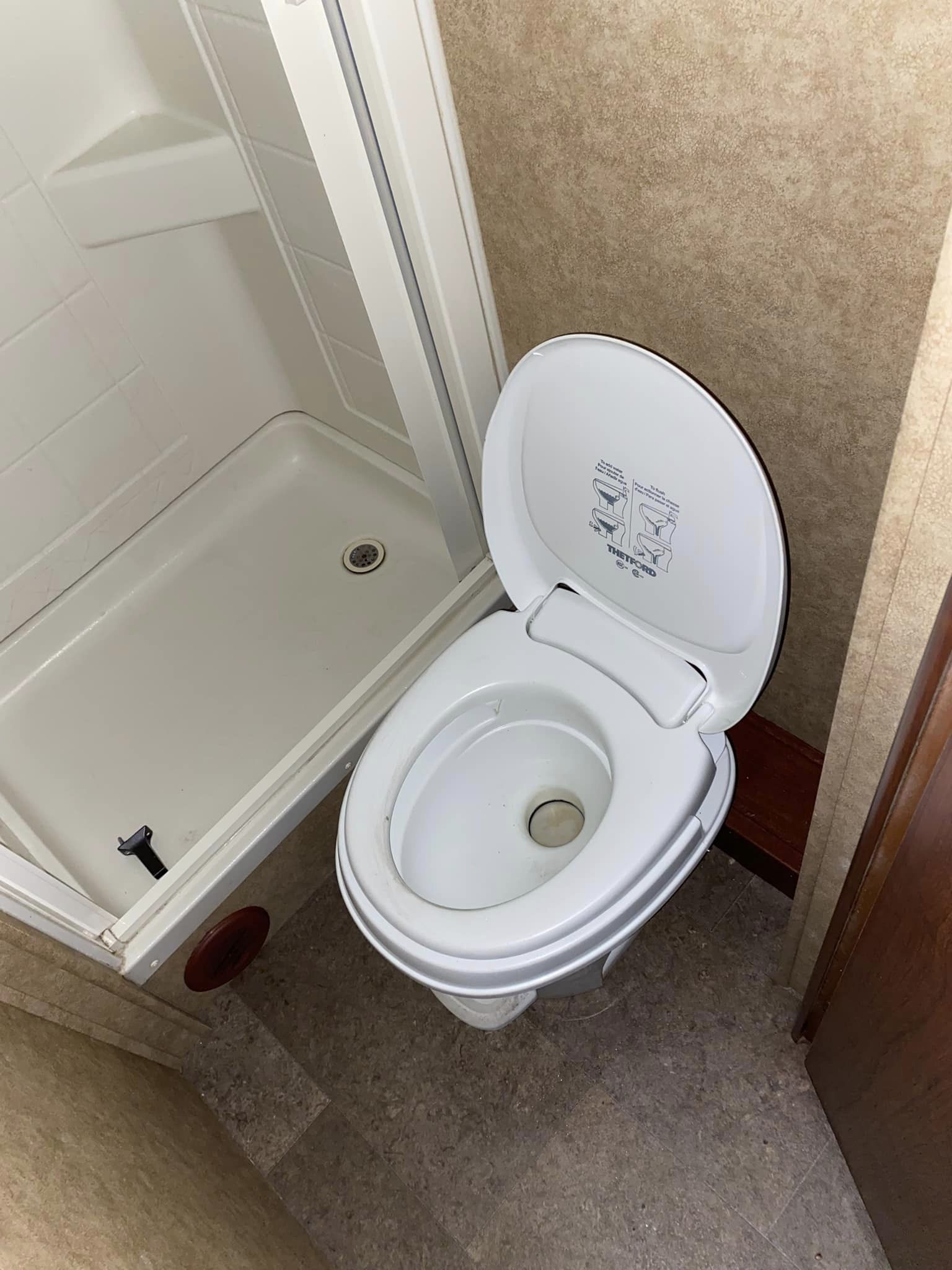 2015 Sunseeker 2700CD Motorhome - Image 21