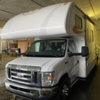 2015 Sunseeker 2700CD Motorhome - Image 2