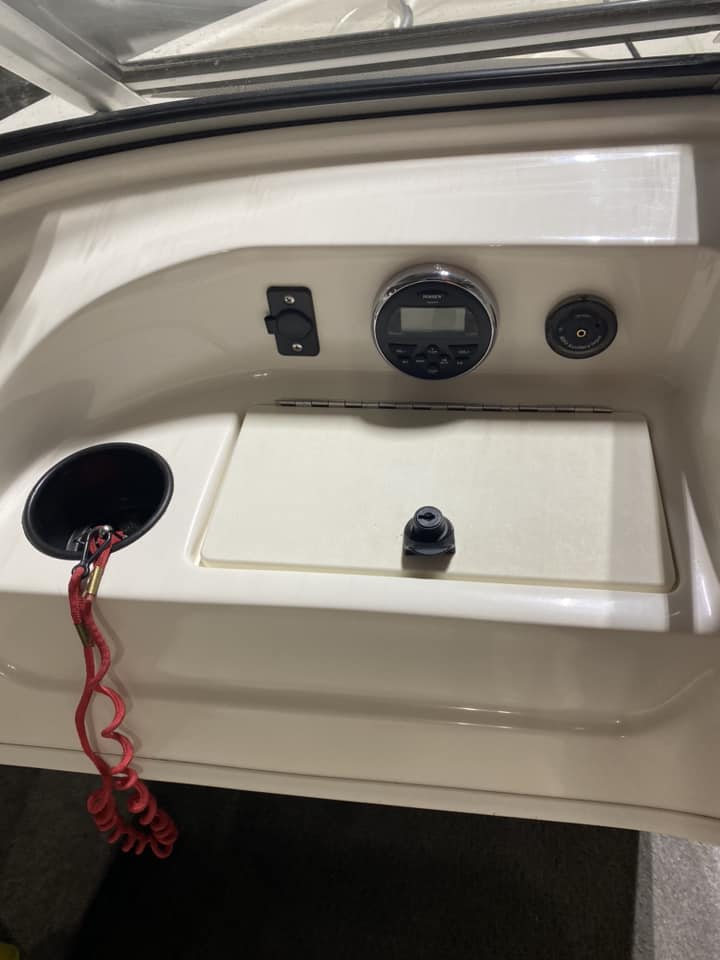 2015 Bayliner Flight Boat 175 - Image 15