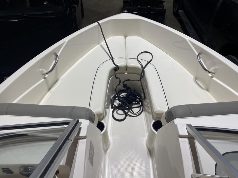 2015 Bayliner Flight Boat 175 - Image 10