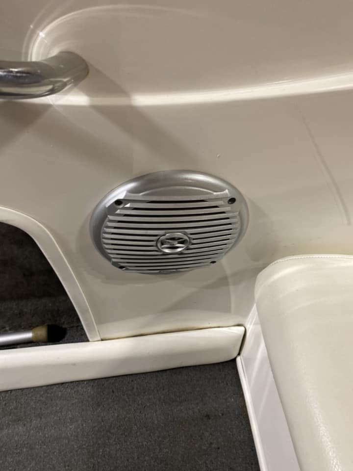 2015 Bayliner Flight Boat 175 - Image 18