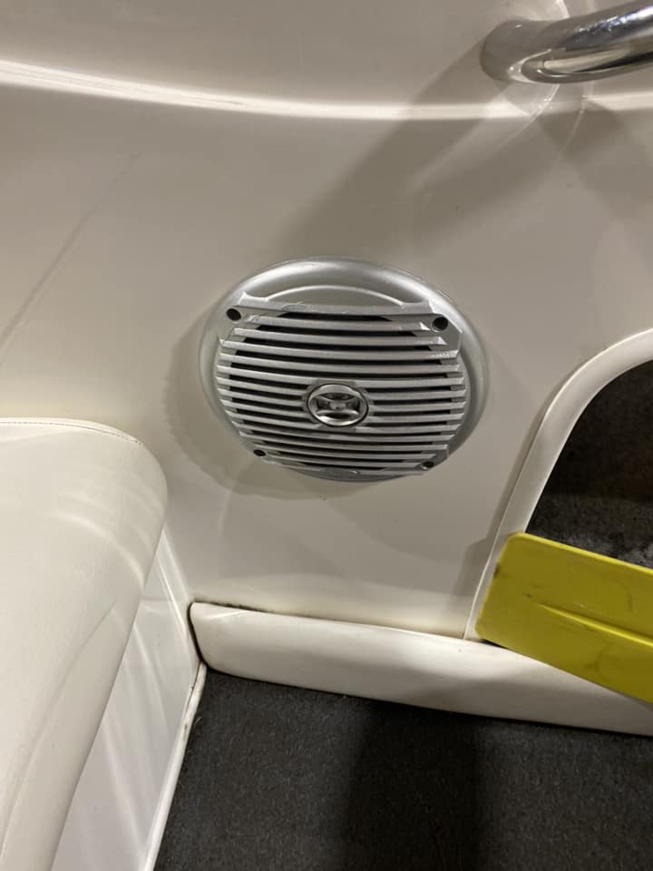 2015 Bayliner Flight Boat 175 - Image 17