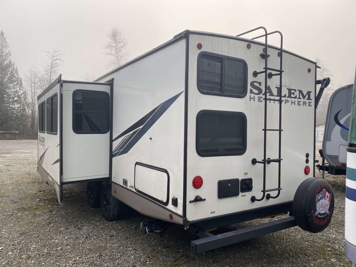 2022 Salem Hemisphere Travel Trailer 26BHHL - Image 5