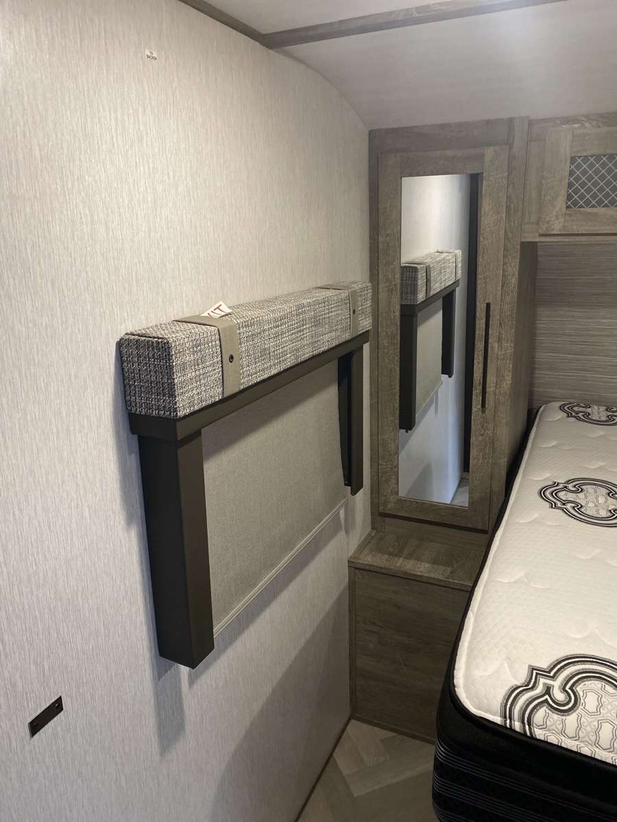 2022 Salem Hemisphere Travel Trailer 26BHHL - Image 17