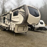 2016 Keystone Montana Travel Trailer 3711FL - Image 4
