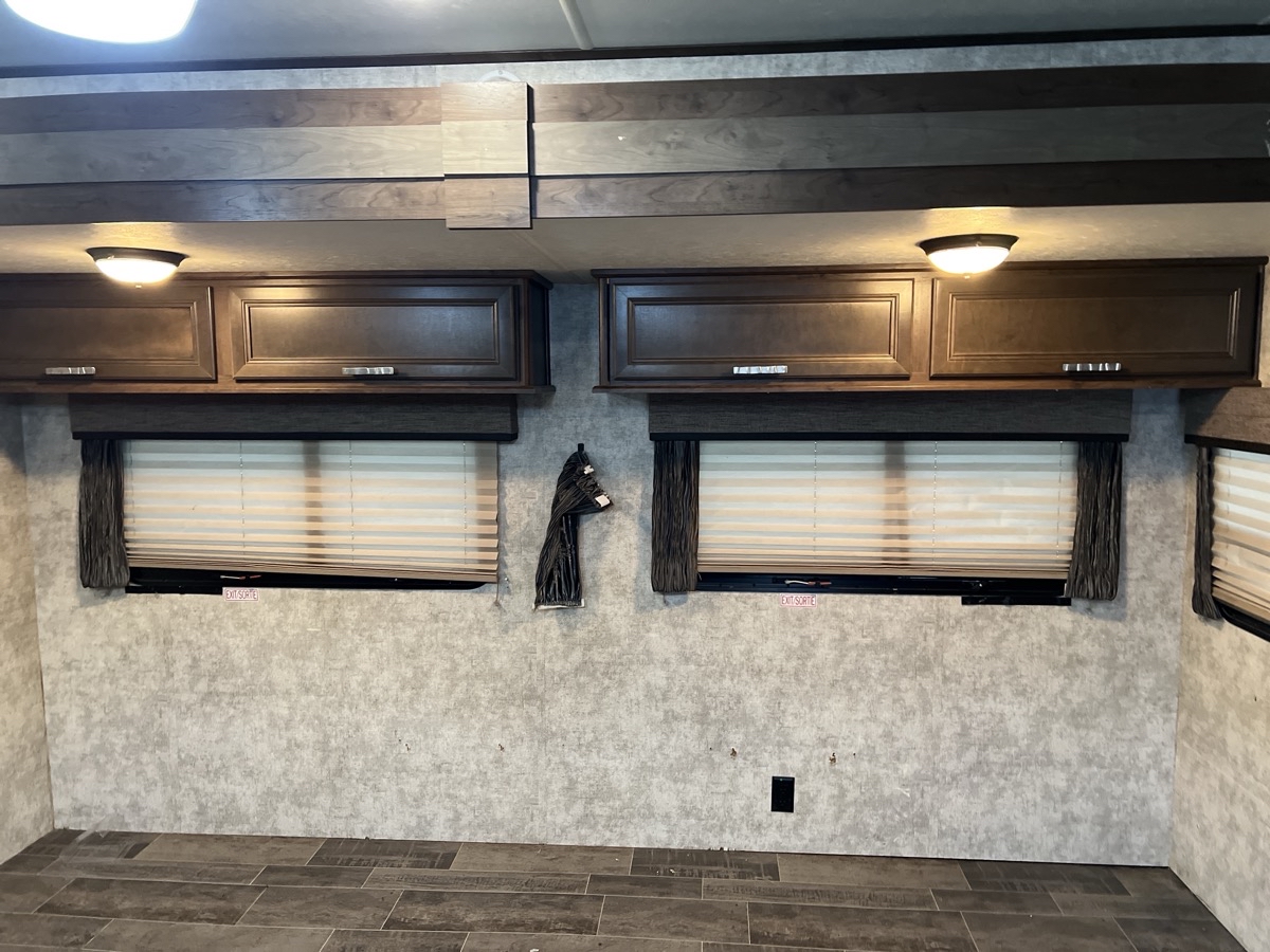 2017 Highland Ridge Roamer Travel Trailer 310BHS - Image 20