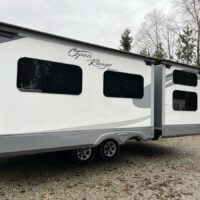 2017 Highland Ridge Roamer Travel Trailer 310BHS - Image 10