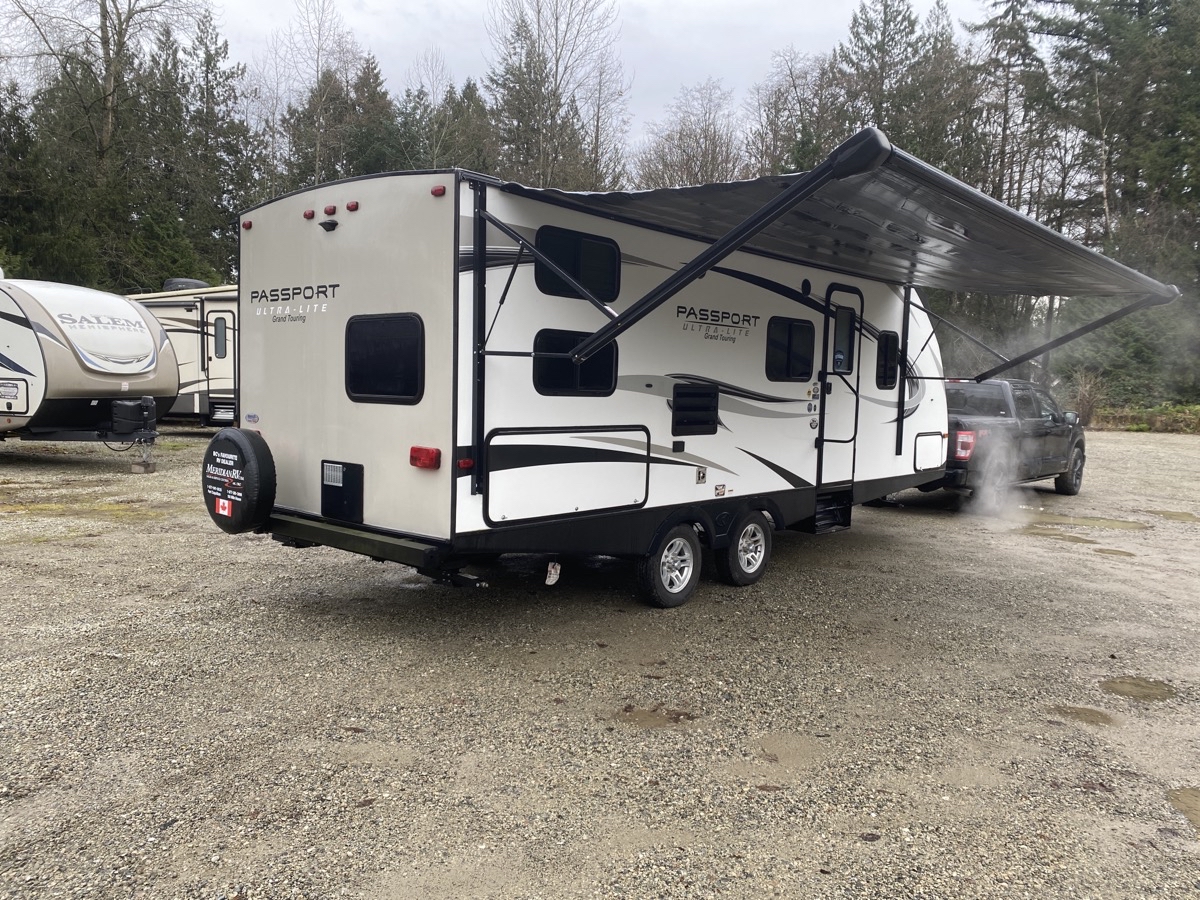 2018 Keystone Passport 2400 - Image 8
