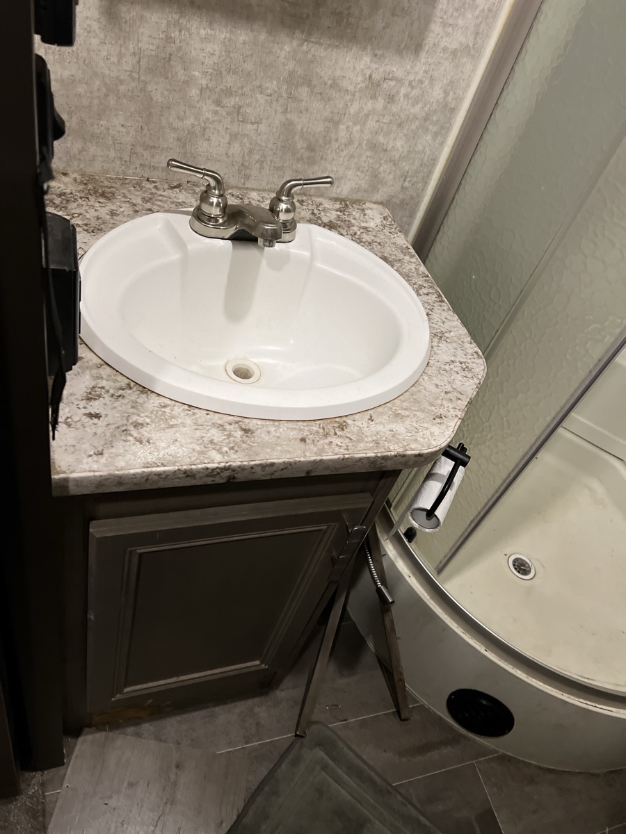 2017 Highland Ridge Roamer Travel Trailer 310BHS - Image 40