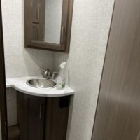 2022 Thor Hurricane Class A Motorhome - Image 30