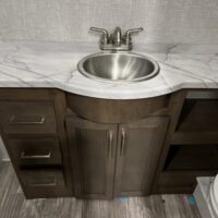 2022 Thor Hurricane Class A Motorhome - Image 33