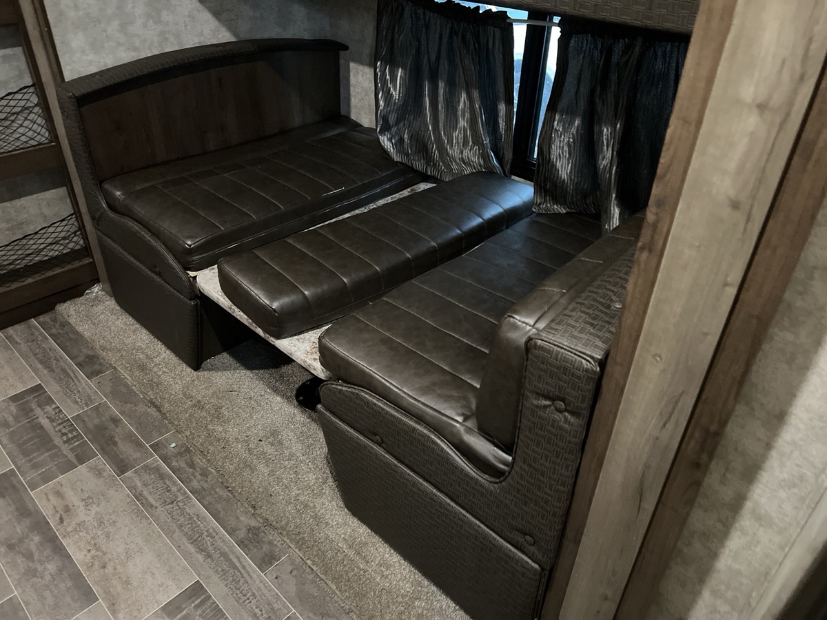 2017 Highland Ridge Roamer Travel Trailer 310BHS - Image 19