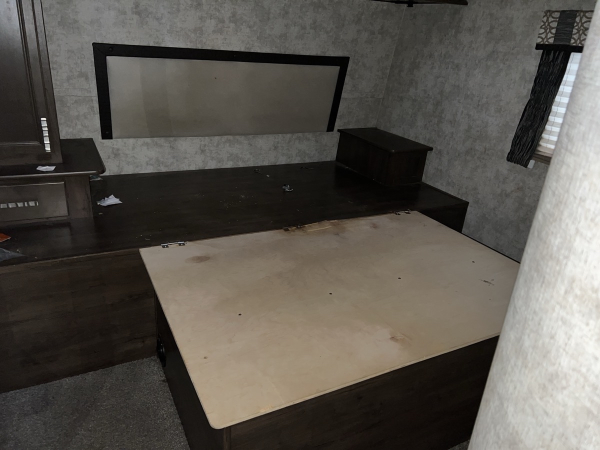 2017 Highland Ridge Roamer Travel Trailer 310BHS - Image 30