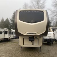 2016 Keystone Montana Travel Trailer 3711FL - Image 3