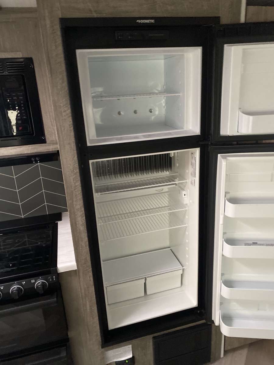 2022 Salem Hemisphere Travel Trailer 26BHHL - Image 15