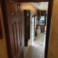 2013 Keystone Avalanche Travel Trailer 320RK - Image 21