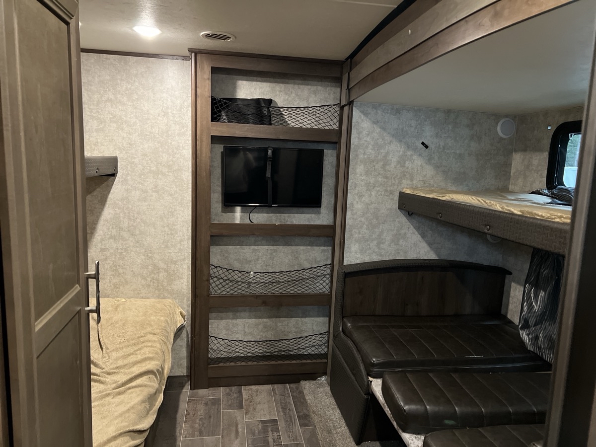 2017 Highland Ridge Roamer Travel Trailer 310BHS - Image 36