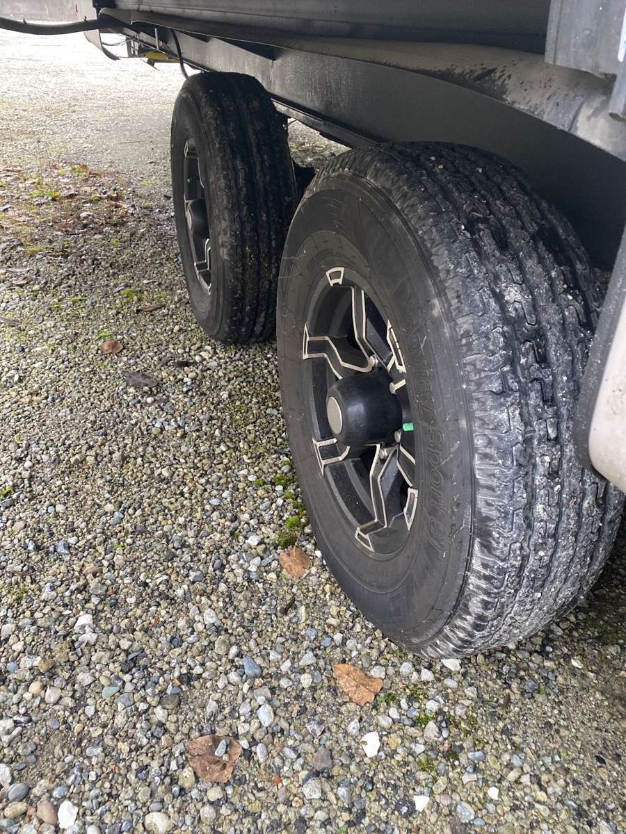 2022 Salem Hemisphere Travel Trailer 26BHHL - Image 23