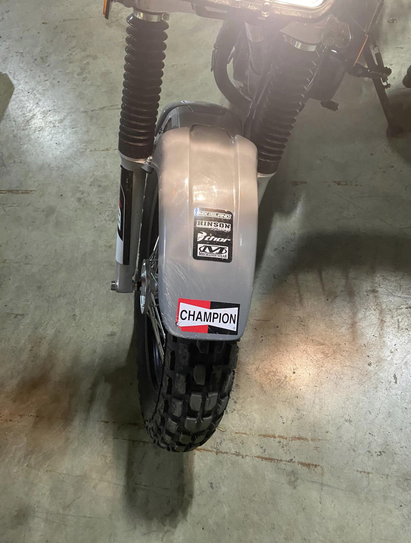 2023 Yamaha Motorcycle TW200P - Image 7