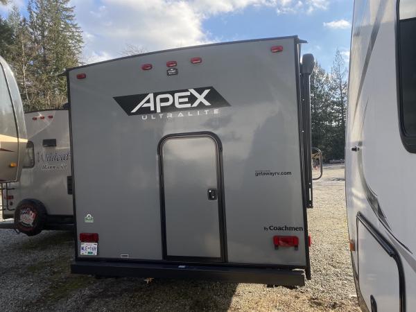 2021 Coachmen Apex Ultra Lite 284BHS Travel Trailer - Image 6