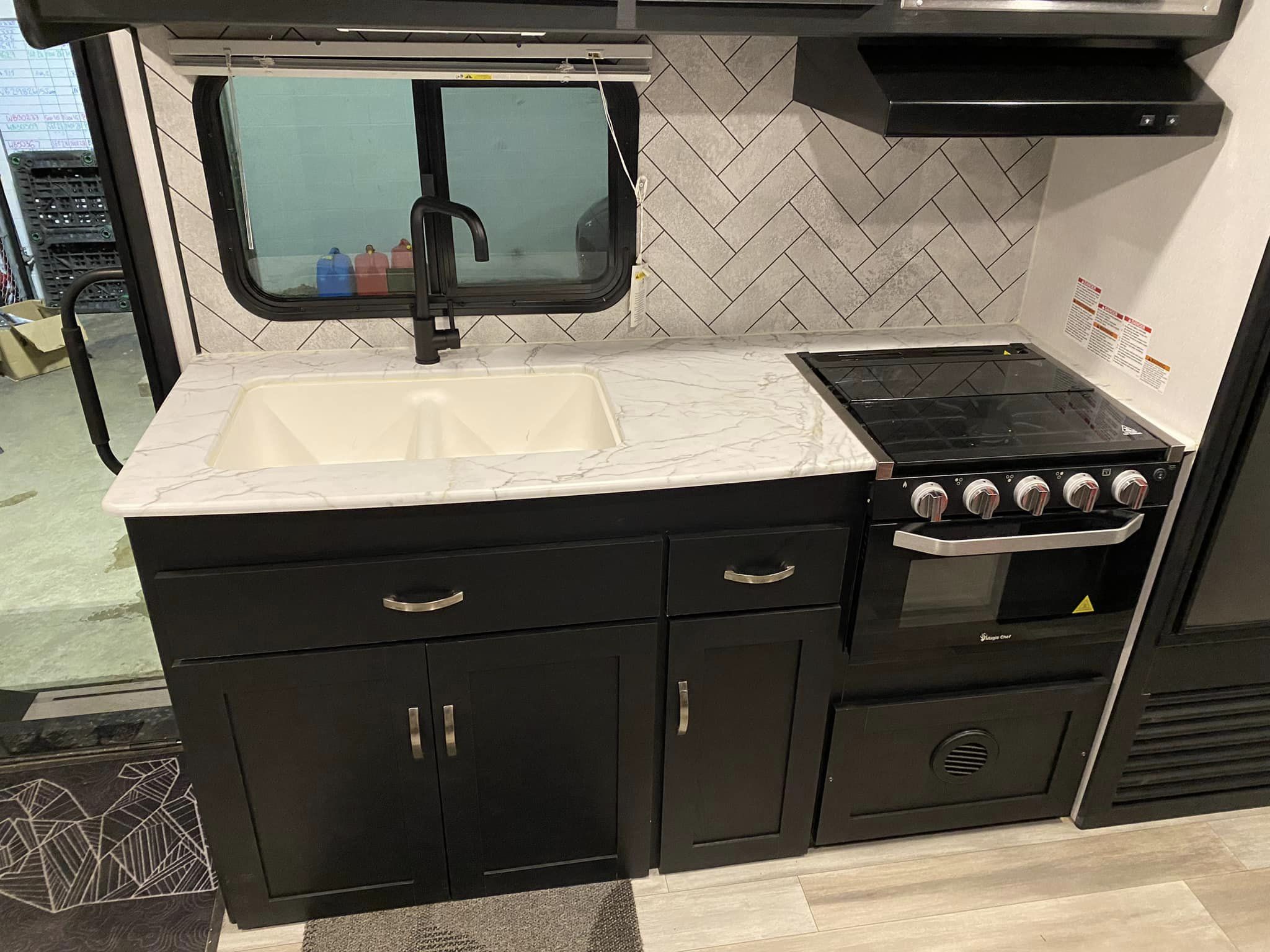 2022 Forest River Coachmen 252 RBS Travel Trailer - Image 13