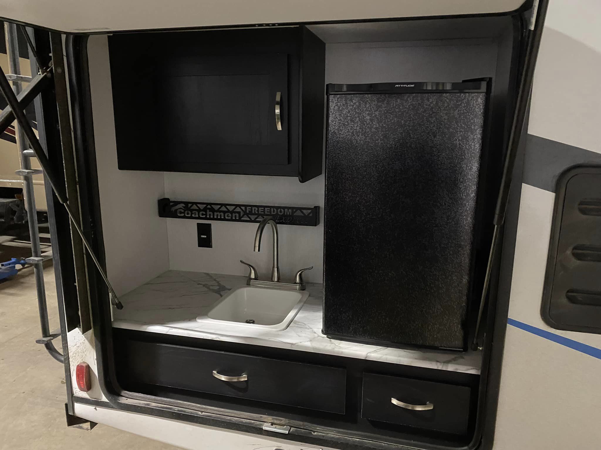 2022 Forest River Coachmen 252 RBS Travel Trailer - Image 20