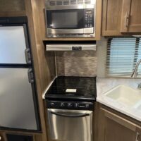 2018 Forest River WildCat Maxx Lite Travel Trailer - Image 12