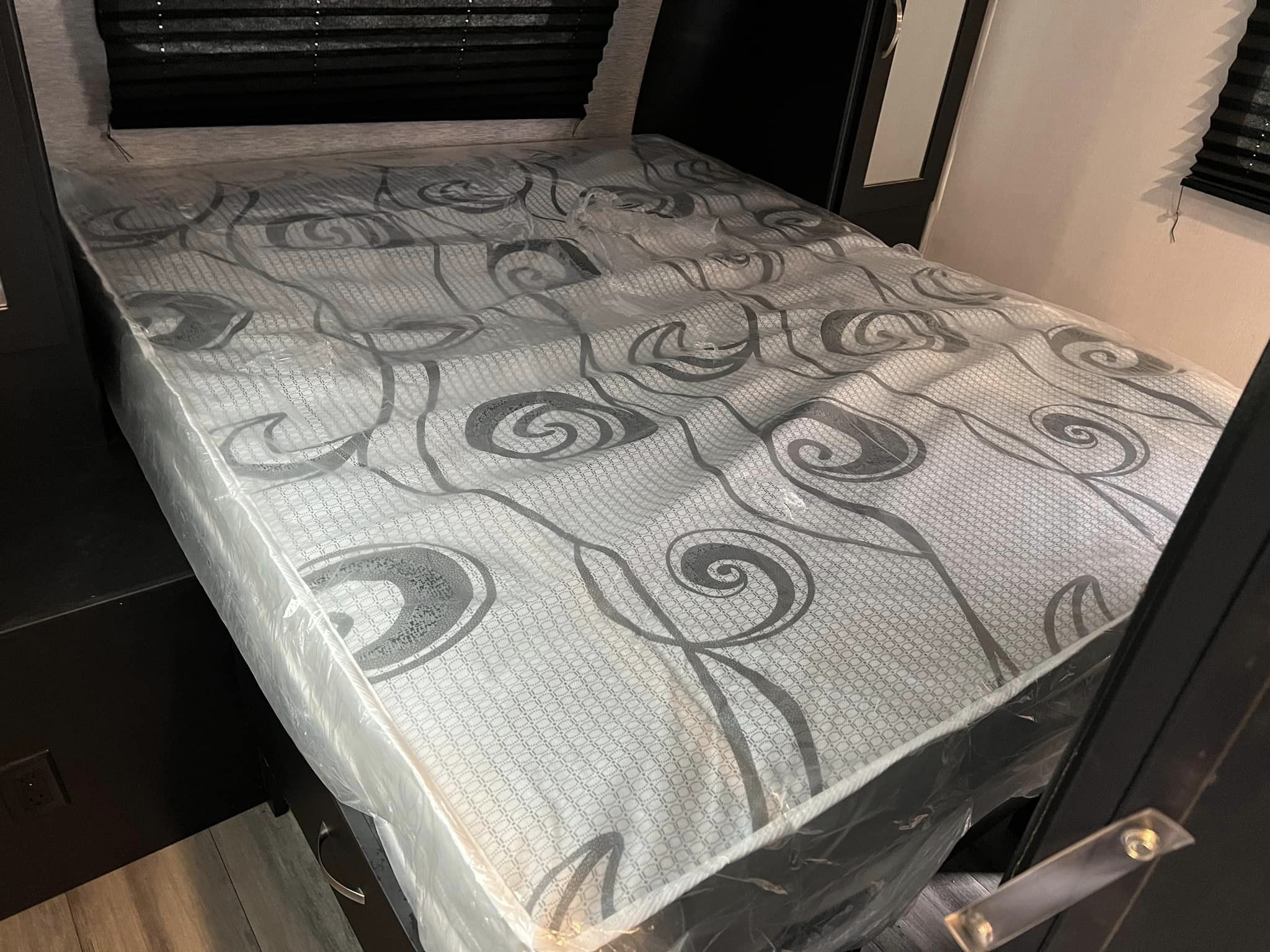 2022 Forest River Coachmen Travel Trailer 257BHS - Image 15