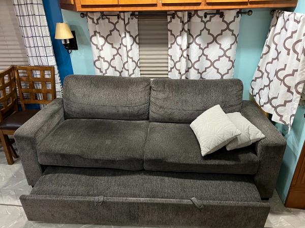 2010 Forest River Cardinal 3625RT Travel Trailer - Image 18