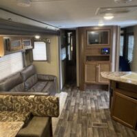 2016 Keystone Hideout 26BHS Travel Trailer - Image 8