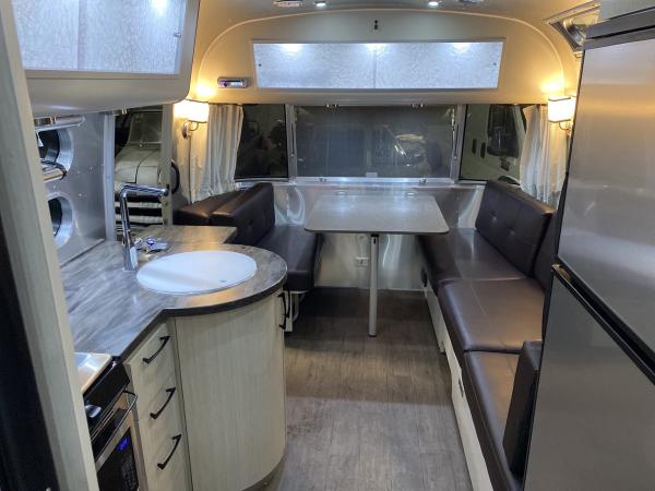 2019 Airstream International Serenity 25 FB Travel Trailer - Image 10