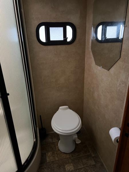 2010 Forest River Cardinal 3625RT Travel Trailer - Image 25