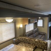 2016 Keystone Hideout 26BHS Travel Trailer - Image 10