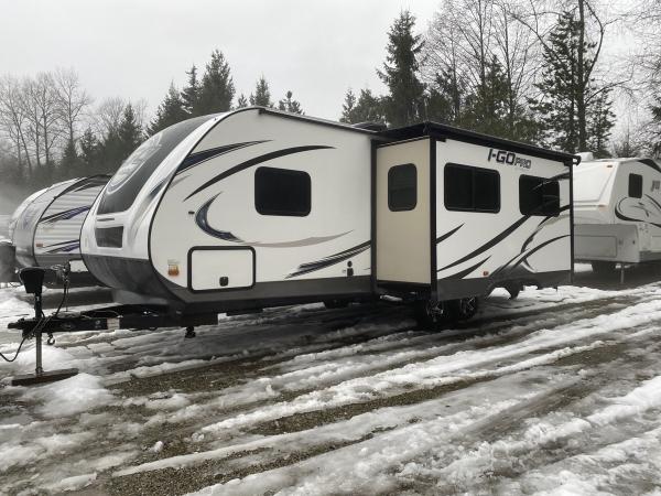 2016 Evergreen I-GO 27RBD Travel Trailer - Image 3