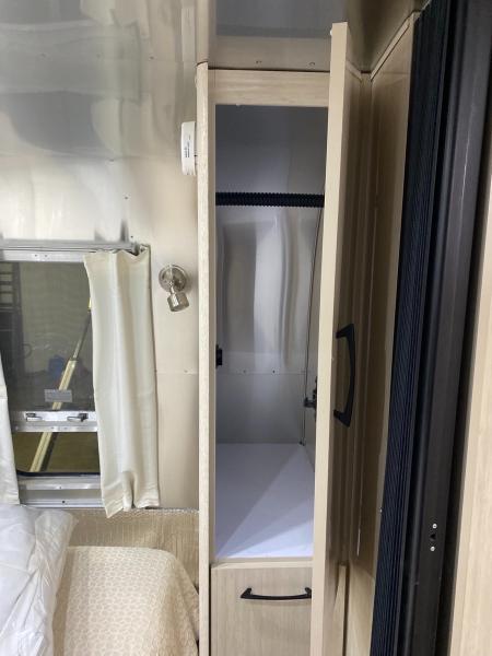 2019 Airstream International Serenity 25 FB Travel Trailer - Image 23