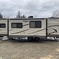 2016 Keystone Hideout 26BHS Travel Trailer - Image 3