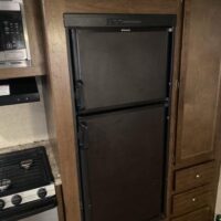 2016 Keystone Hideout 26BHS Travel Trailer - Image 12