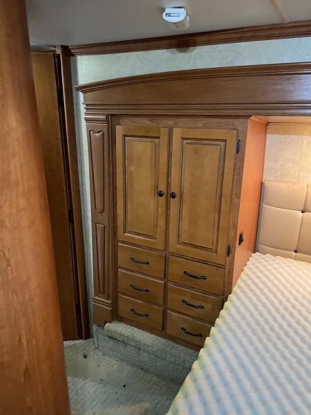 2010 Forest River Cardinal 3625RT Travel Trailer - Image 15