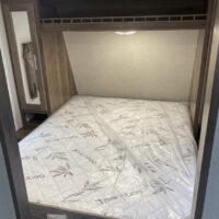 2018 Forest River WildCat Maxx Lite Travel Trailer - Image 6