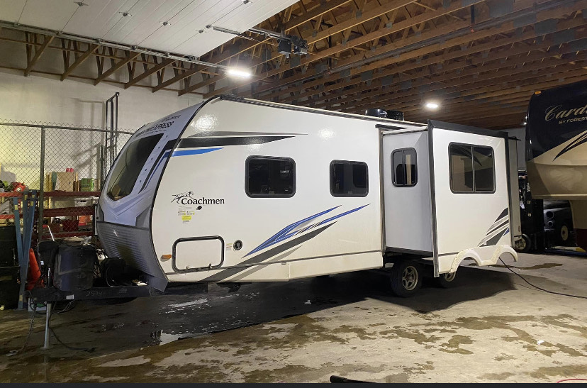 2022 Forest River Coachmen 252 RBS Travel Trailer - Image 3