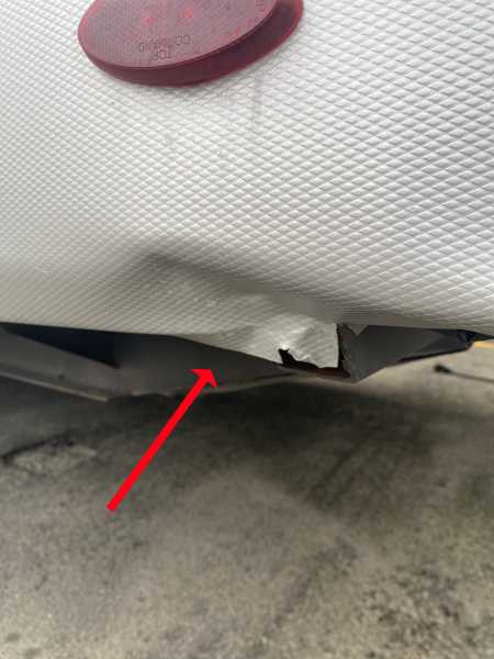 2022 Keystone Avalanche 390DS - Image 34