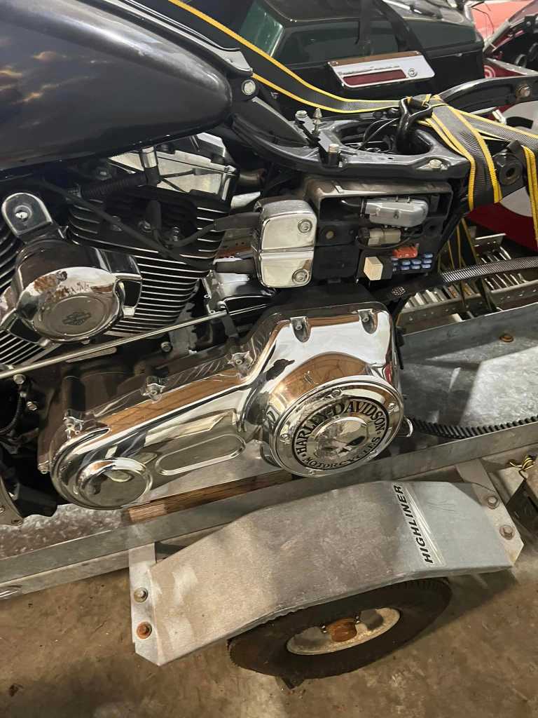 Pair of Harley Davidsons - Project/Parts Only - Image 10