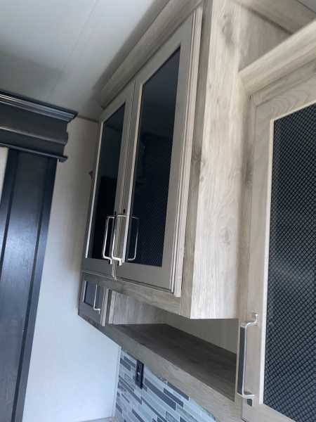 2022 Keystone Avalanche 390DS - Image 19