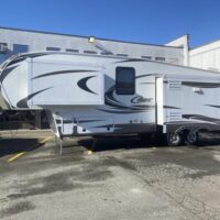 2013 Keystone Cougar 333MKS Fifth Wheel Travel Trailer - Image 5