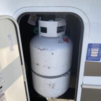 2013 Keystone Cougar 333MKS Fifth Wheel Travel Trailer - Image 39