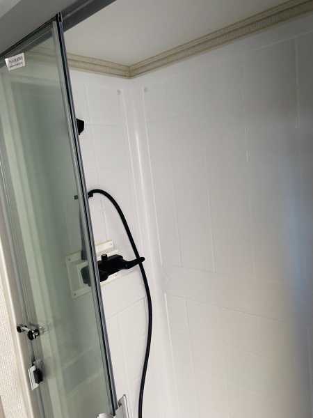 2022 Keystone Avalanche 390DS - Image 51