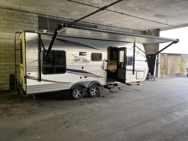 2020 Jayco Jay Flight 212QBW Rocky Mountain Travel Trailer - Image 5