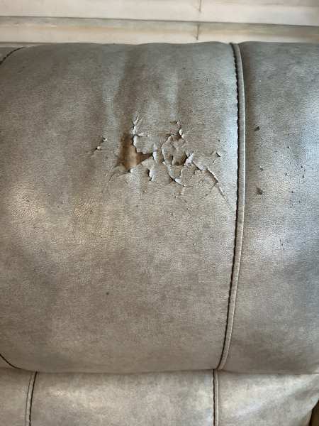 2017 Keystone Cougar 33MLS Travel Trailer - Image 31