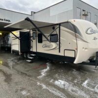 2017 Keystone Cougar 33MLS Travel Trailer - Image 3