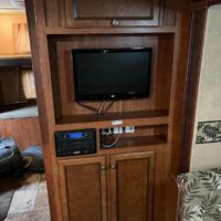 2013 Jayco Jayfeather Ultra Lite 23M Travel Trailer - Image 7